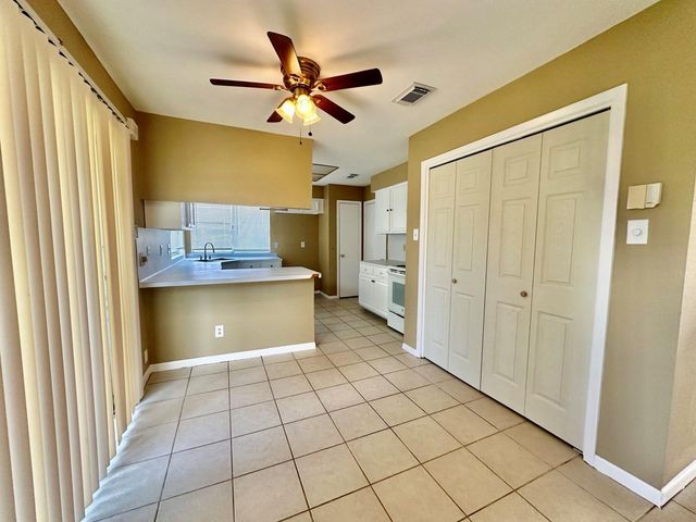 2526 Valley Forest Drive, Missouri City, TX 77489