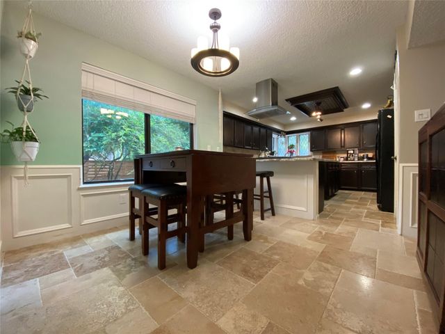 28 Tangle Brush Drive, The Woodlands, TX 77381