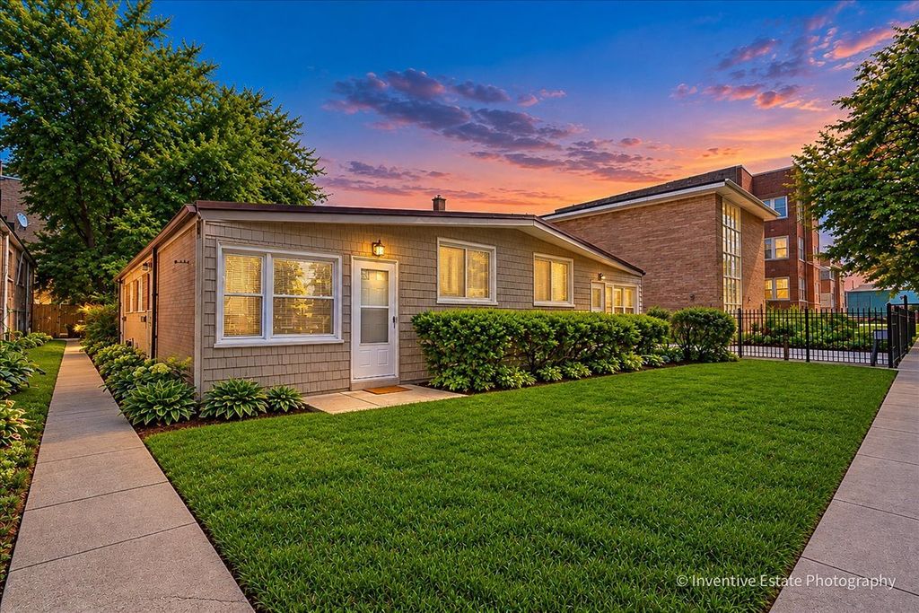 131 CALLAN Avenue, Evanston, IL 60202 — photo 4
