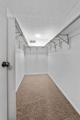 3828 Falls Circle Drive, 22, Hilliard, OH 43026