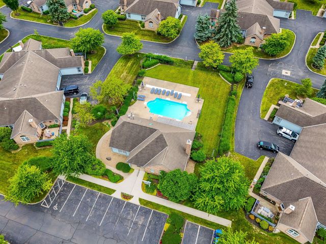 3828 Falls Circle Drive, 22, Hilliard, OH 43026