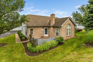 3828 Falls Circle Drive, 22, Hilliard, OH 43026