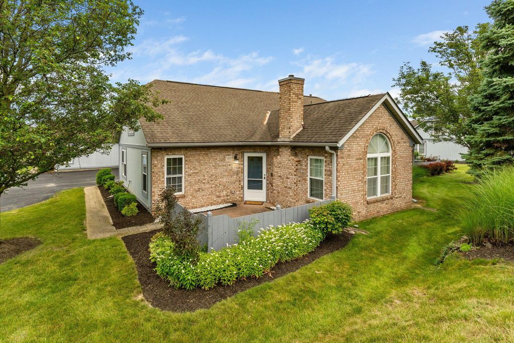 3828 Falls Circle Drive, 22, Hilliard, OH 43026