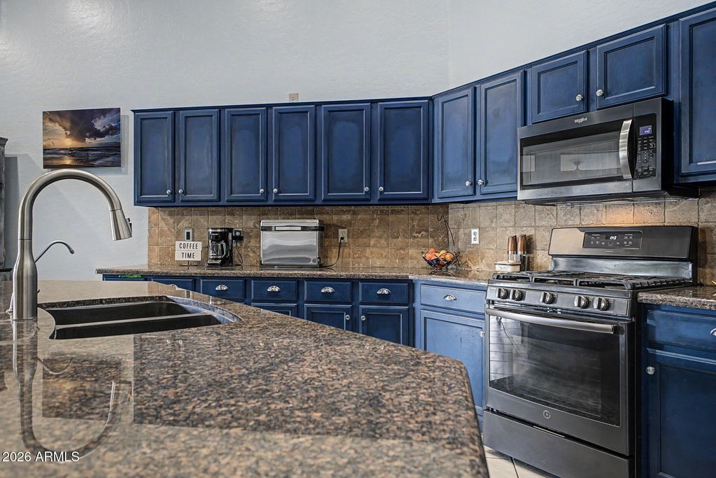 3024 N SUNAIRE Circle, Mesa, AZ 85215 — photo 3