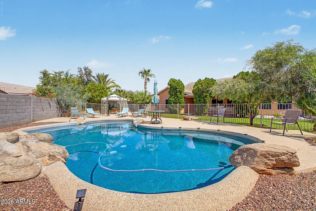 3024 N SUNAIRE Circle, Mesa, AZ 85215 — photo 4
