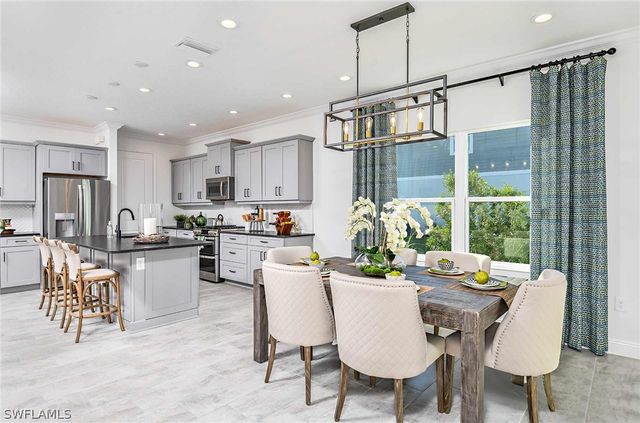 3062 Heritage Pines DR, Fort Myers, FL 33905