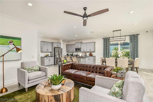 3062 Heritage Pines DR, Fort Myers, FL 33905