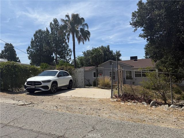 10260 Marcus, Tujunga, CA 91042