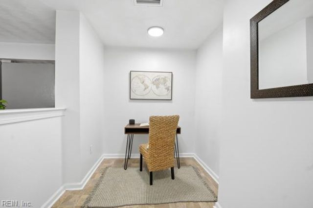 1013 Hunting Hill LN, Virginia Beach, VA 23455