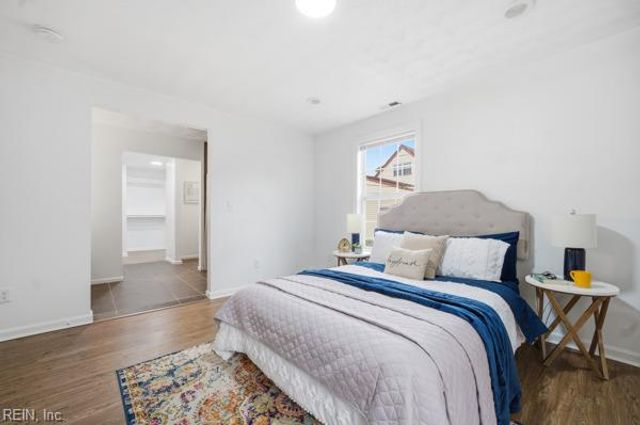 1013 Hunting Hill LN, Virginia Beach, VA 23455