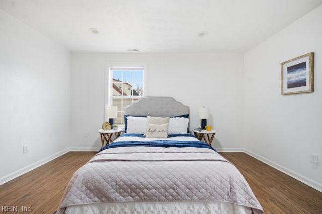 1013 Hunting Hill LN, Virginia Beach, VA 23455