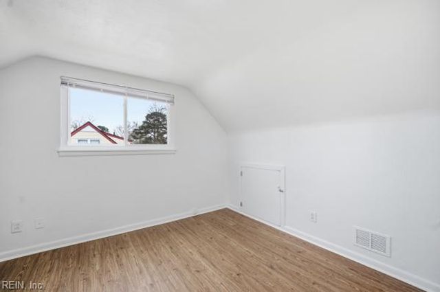 1013 Hunting Hill LN, Virginia Beach, VA 23455