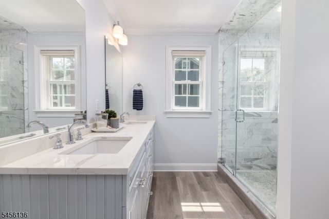 21 Crestwood Dr, Chatham Twp., NJ 07928