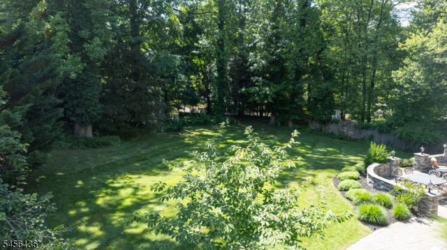 21 Crestwood Dr, Chatham Twp., NJ 07928