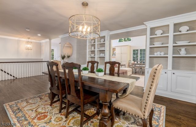 21 Crestwood Dr, Chatham Twp., NJ 07928