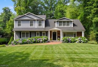 21 Crestwood Dr, Chatham Twp., NJ 07928