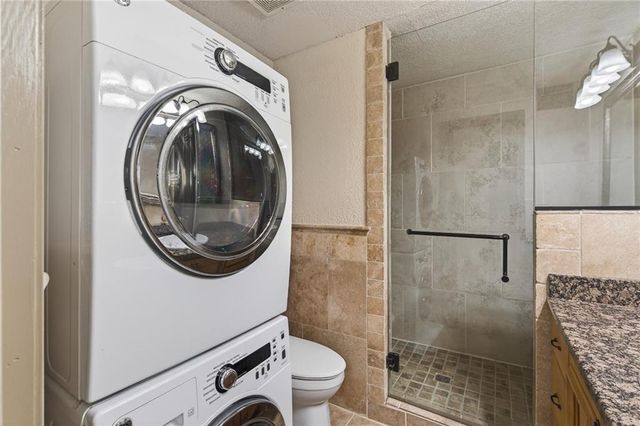 1111 W 46th Street 8, Kansas City, MO 64112