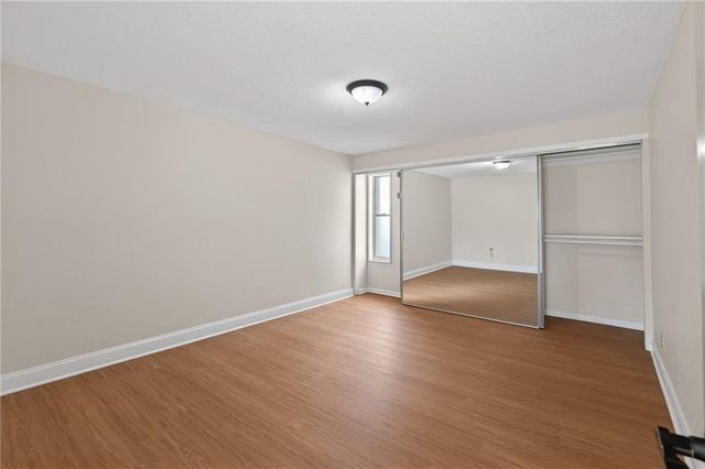 1111 W 46th Street 8, Kansas City, MO 64112