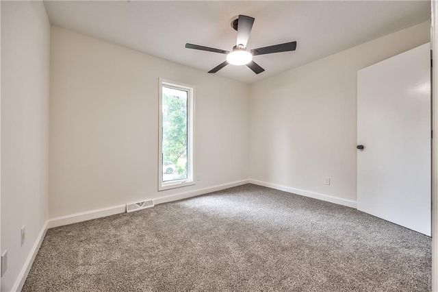 1105 Brookside Place, Raymore, MO 64083