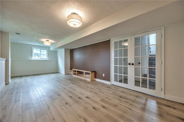 1105 Brookside Place, Raymore, MO 64083