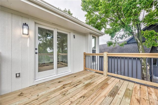 1105 Brookside Place, Raymore, MO 64083