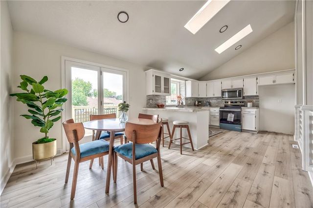 1105 Brookside Place, Raymore, MO 64083