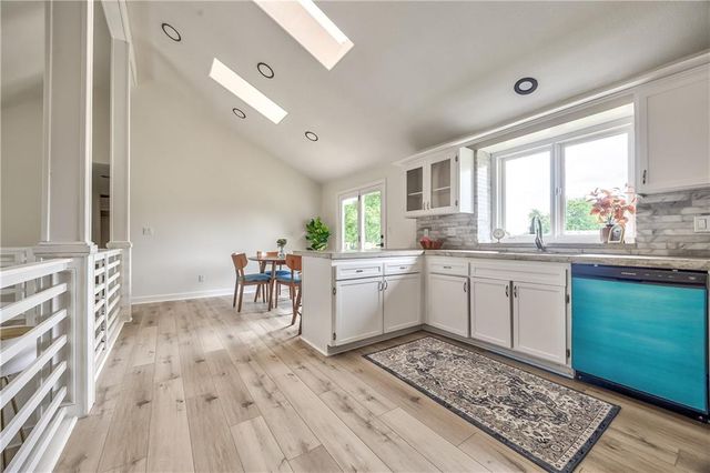 1105 Brookside Place, Raymore, MO 64083
