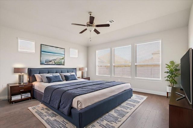 108 Strata DR, Liberty Hill, TX 78642