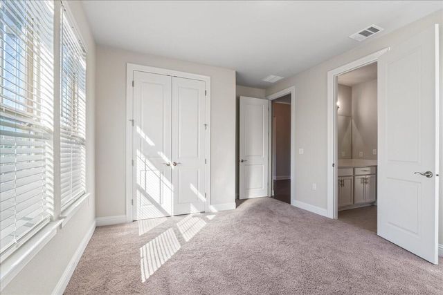108 Strata DR, Liberty Hill, TX 78642