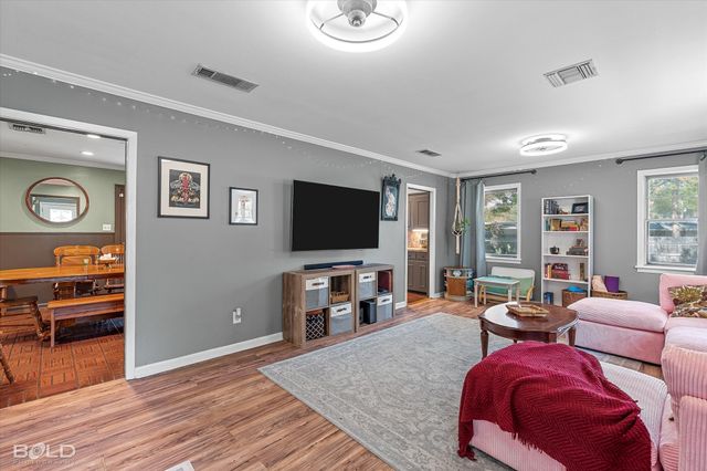 5702 River Road, Shreveport, LA 71105