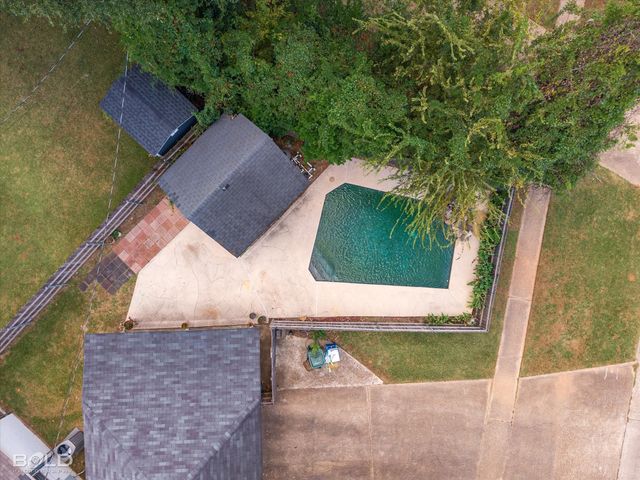 5702 River Road, Shreveport, LA 71105