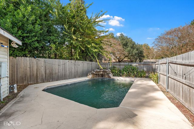 5702 River Road, Shreveport, LA 71105