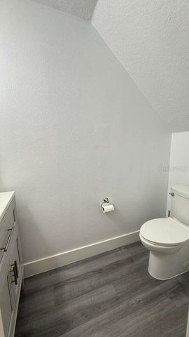 5073 KINGSCREST LANE, Oviedo, FL 32765