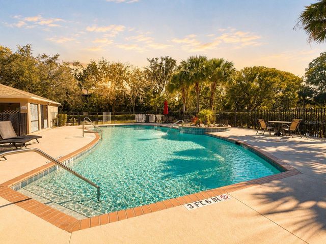 5073 KINGSCREST LANE, Oviedo, FL 32765