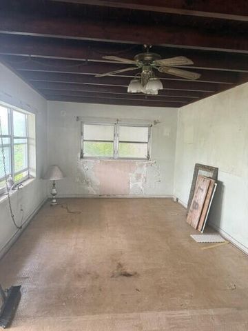 120 NE 12TH Avenue, Boynton Beach, FL 33435