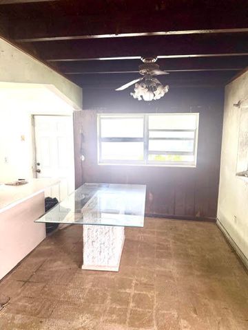 120 NE 12TH Avenue, Boynton Beach, FL 33435