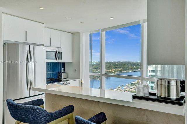 4401 Collins Avenue 1503, Miami Beach, FL 33140
