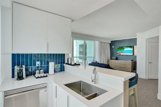 4401 Collins Avenue 1503, Miami Beach, FL 33140