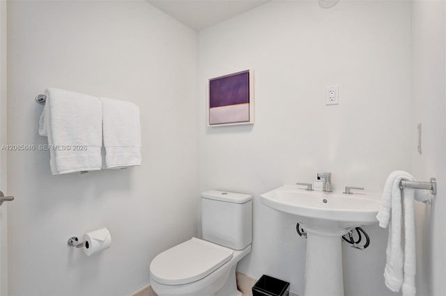 4401 Collins Avenue 1503, Miami Beach, FL 33140