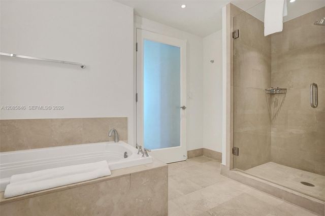 4401 Collins Avenue 1503, Miami Beach, FL 33140