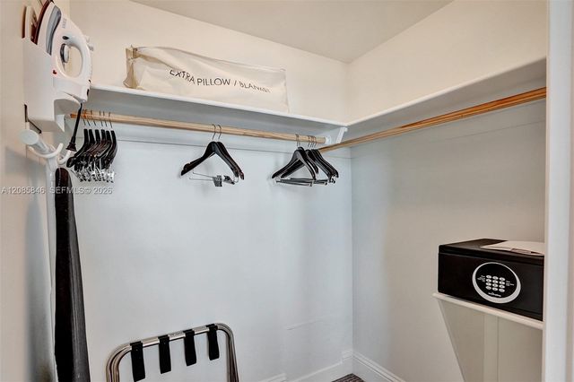 4401 Collins Avenue 1503, Miami Beach, FL 33140