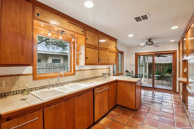 4318 Muirfield, San Antonio, TX 78229