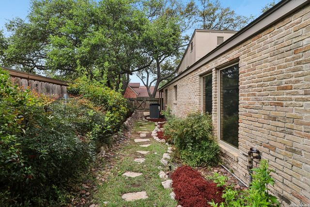 4318 Muirfield, San Antonio, TX 78229