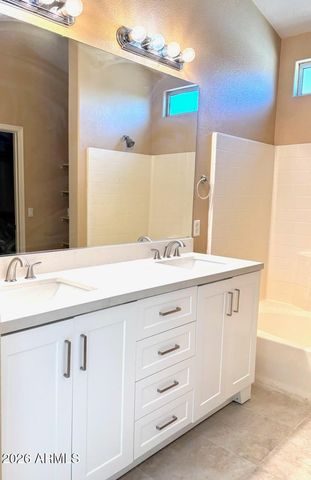 6824 S 33RD Avenue, Phoenix, AZ 85041