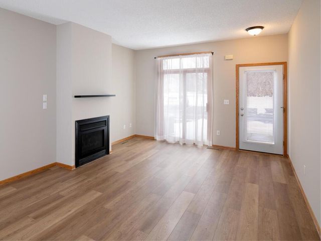 543 Roundhouse Street, Shakopee, MN 55379