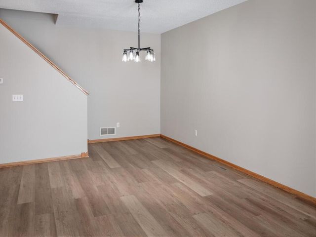 543 Roundhouse Street, Shakopee, MN 55379