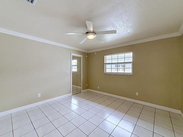 851 E Plantation Circle, Plantation, FL 33324