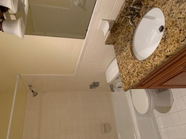 1907 NE 2ND Street 15, Deerfield Beach, FL 33441