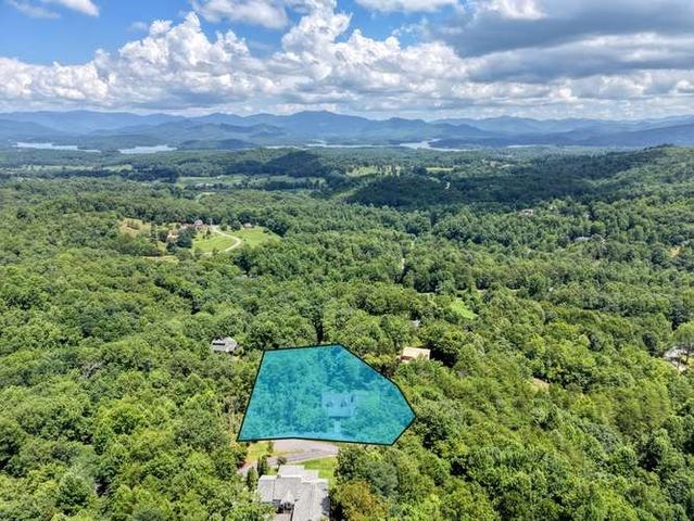 100 Sourwood Lane, Hayesville, NC 28904