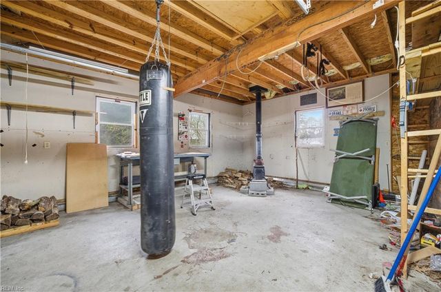 205 Fresno DR, Chesapeake, VA 23322